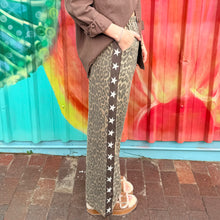 Load image into Gallery viewer, Leopard Star Racer Pant - By Frankie