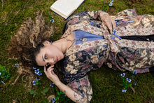 Load image into Gallery viewer, 'Lionheart' Matinée Duster Kimono Robe - Market of Stars