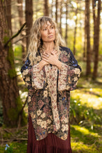 Load image into Gallery viewer, 'Lionheart' Matinée Duster Kimono Robe - Market of Stars
