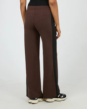 Load image into Gallery viewer, Brown Lounge Pant - All About Eve