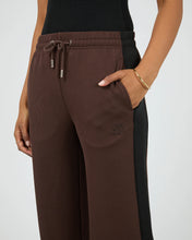 Load image into Gallery viewer, Brown Lounge Pant - All About Eve