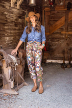 Load image into Gallery viewer, 'Love Language' Linen Cropped Artist Pants - Market of Stars