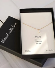 Load image into Gallery viewer, Mum Mini Pearl Necklace Rose Gold
