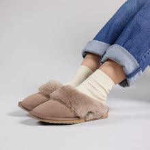 Load image into Gallery viewer, Mushroom Platinum Eden Slipper - EMU Australia