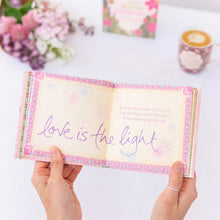 Load image into Gallery viewer, Daughter Quote Book