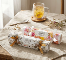 Load image into Gallery viewer, Rustic Blooming Tea Christmas Cracker - Better Tea Co.