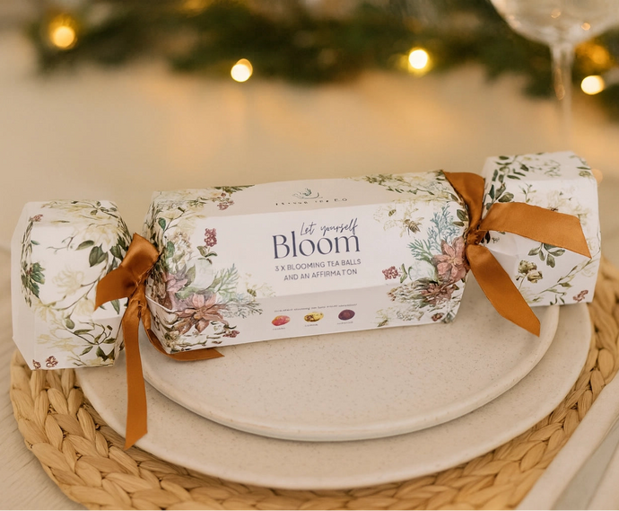 Rustic Blooming Tea Christmas Cracker - Better Tea Co.