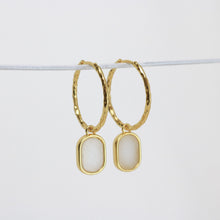 Load image into Gallery viewer, Gold Oriya Earrings