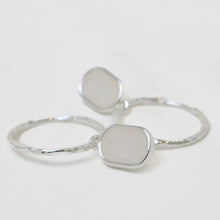 Load image into Gallery viewer, Silver Oriya Earrings
