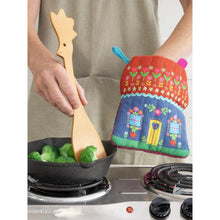 Load image into Gallery viewer, Cottage Oven Mitt &amp; Wooden Spoon Set