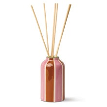 Load image into Gallery viewer, Black Cedar &amp; Fig Hand Painted Ceramic Diffuser
