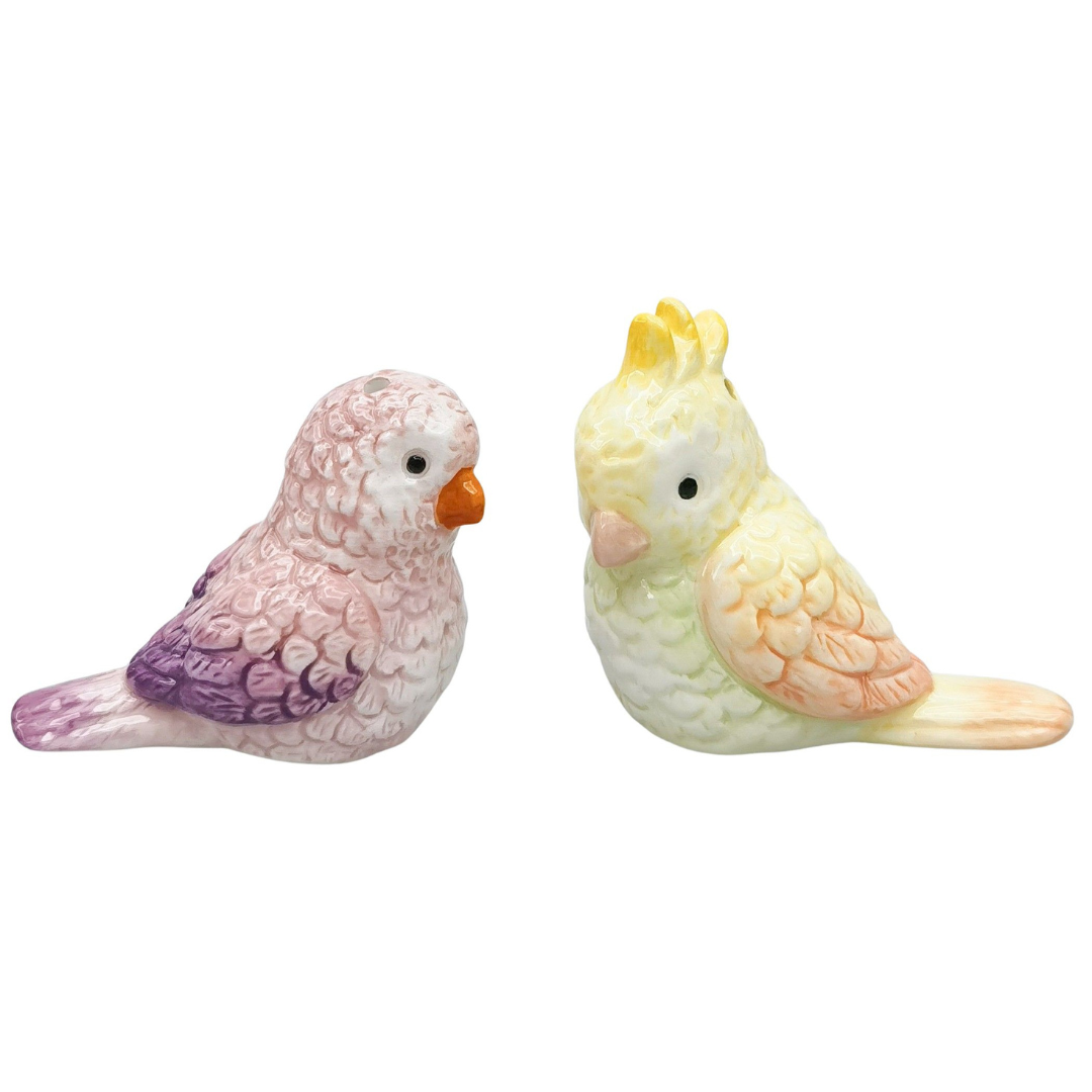 Perdy Parrot Salt & Pepper Shakers – By a Farmer's Daughter