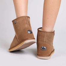 Load image into Gallery viewer, Chestnut Platinum Stinger Mini Unisex Sheepskin Boot - EMU Australia