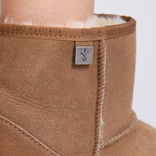 Load image into Gallery viewer, Chestnut Platinum Stinger Mini Unisex Sheepskin Boot - EMU Australia