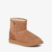 Load image into Gallery viewer, Chestnut Platinum Stinger Mini Unisex Sheepskin Boot - EMU Australia