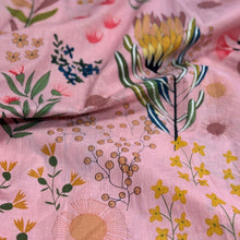 Load image into Gallery viewer, Soft Pink Protea Print Lounge Pants