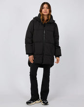 Load image into Gallery viewer, Black Remi Luxe Midi Puffer Jacket - All About Eve