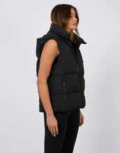 Load image into Gallery viewer, Black Remi Luxe Puffer Vest - All About Eve