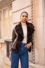 Load image into Gallery viewer, Reversible Leopard Faux Fur Jacket