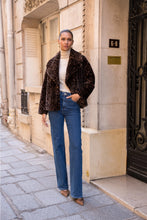 Load image into Gallery viewer, Reversible Leopard Faux Fur Jacket