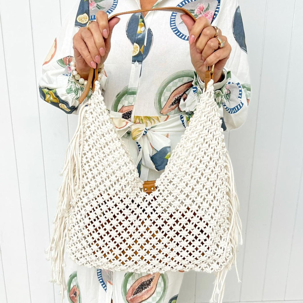 White Rio Moda Woven Fringe Bag