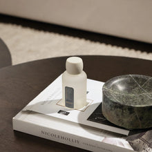 Load image into Gallery viewer, Coconut &amp; Wild Orange Room Spray 100ml - al.ive body