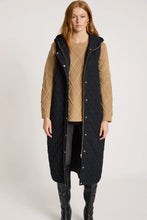 Load image into Gallery viewer, Black Sansi Quilted Long Vest - eb + ive