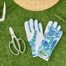 Load image into Gallery viewer, Bush Botanical Goatskin Gloves