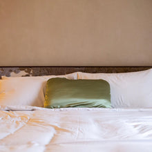 Load image into Gallery viewer, Tundra Silk PillowWrap - Latravla