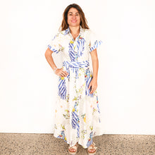 Load image into Gallery viewer, &quot;Willow&quot; Short Sleeve Maxi Dress in Tables in Paradise Print - Palm Cove