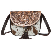 Load image into Gallery viewer, Haiti Brown &amp; White Cowhide Small Flap Bag