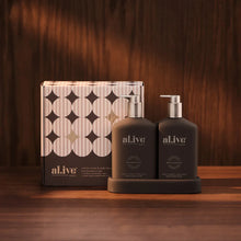 Load image into Gallery viewer, Vanilla Cream &amp; Tonka Bean Transformative Wash &amp; Lotion Duo - al.ive body