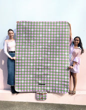 Load image into Gallery viewer, Versailles Picnic Rug