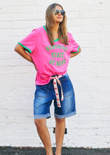 Load image into Gallery viewer, Dark Denim Weekend Stretch Short- Hammill &amp; Co
