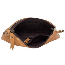 Load image into Gallery viewer, Para Tan &amp; White Cowhide Clutch with Tooling Details